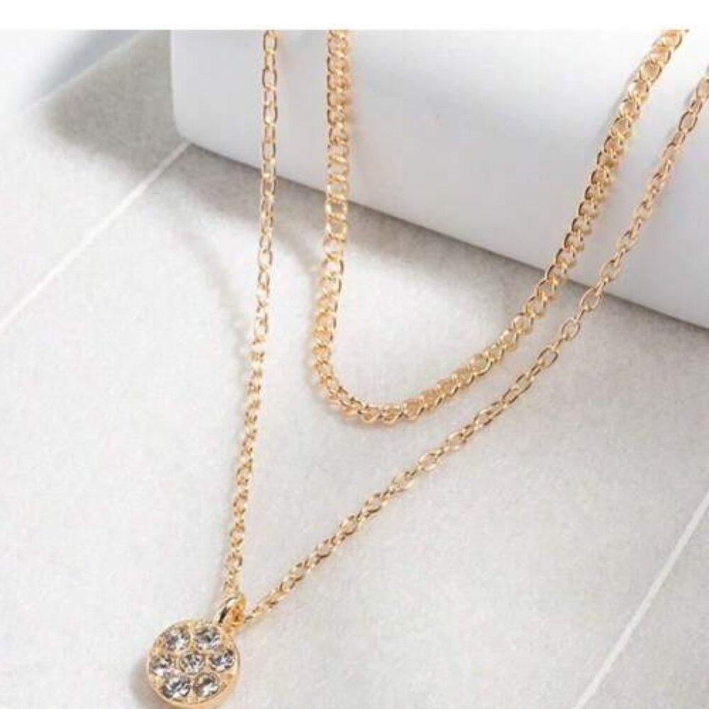Elegant Double Necklace with Cute Pendant
